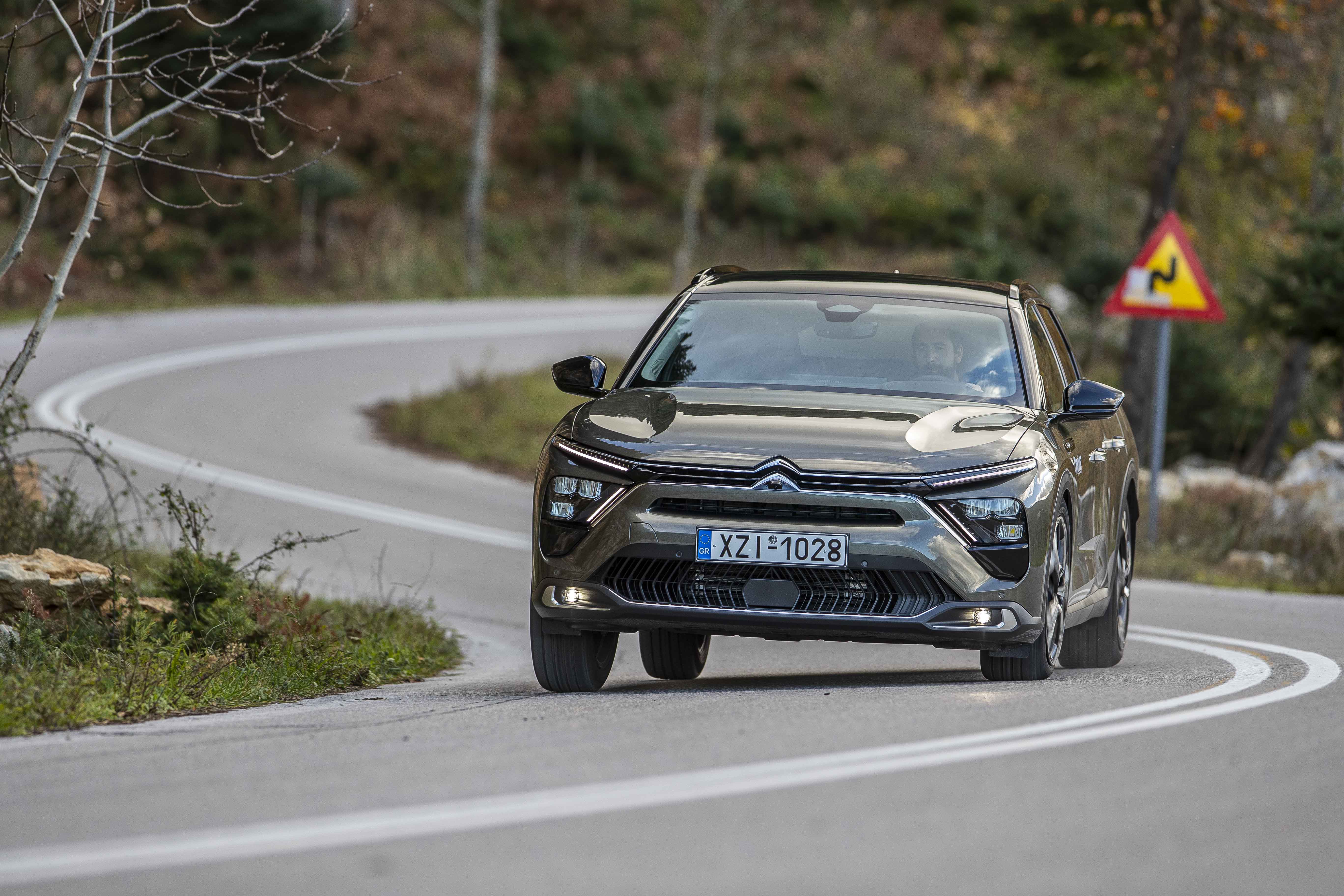 Test drive: Citroën C5 X Plug-In Hybrid 225 PS, Photo © DRIVE Media Group/Thanassis Koutsogiannis