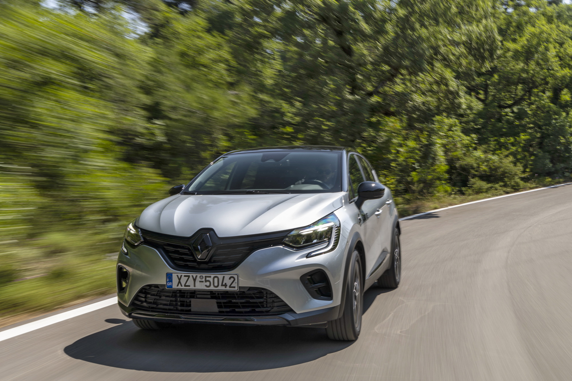 Test drive: Renault Captur E-Tech Full Hybrid - Photos © DRIVE Media Group/Thanassis Koutsogiannis