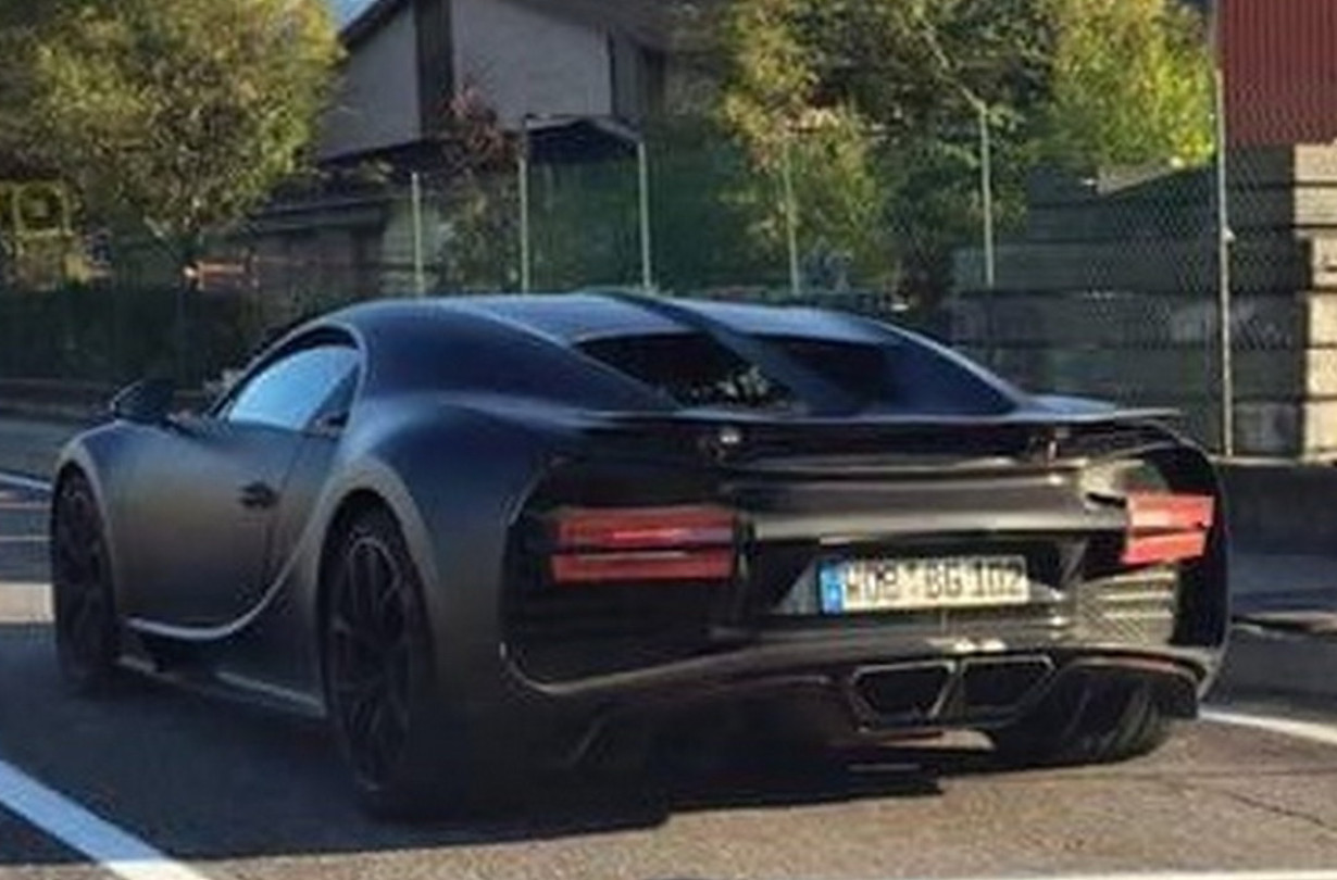 Bugatti Chiron scooped