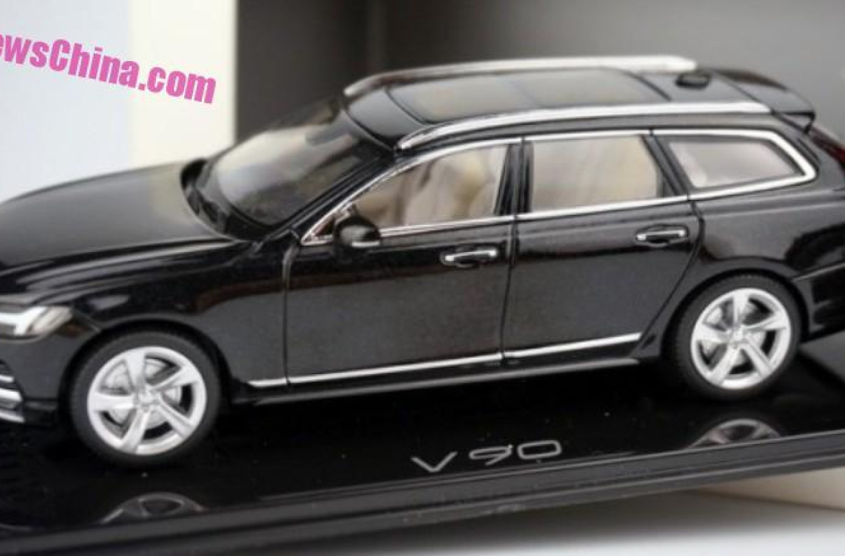 Scoop: Volvo V90 miniature model
