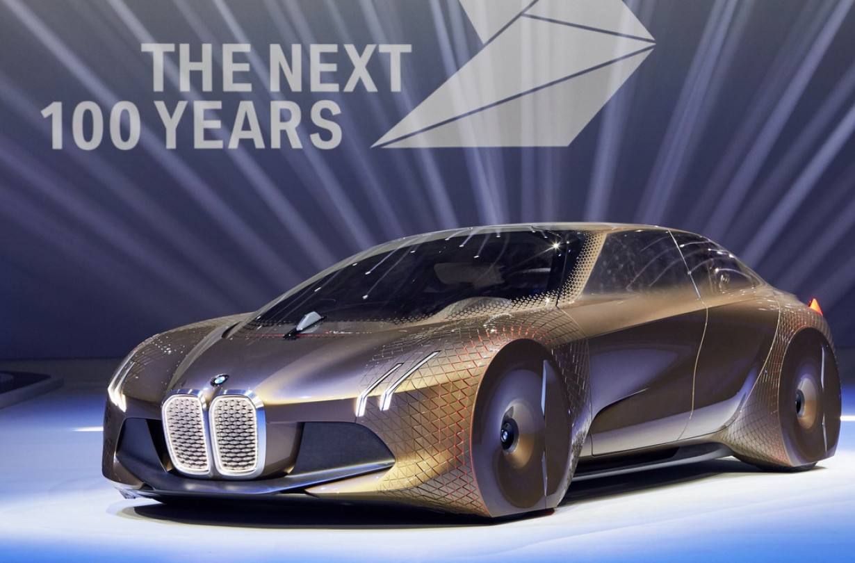 BMW Vision Next 100