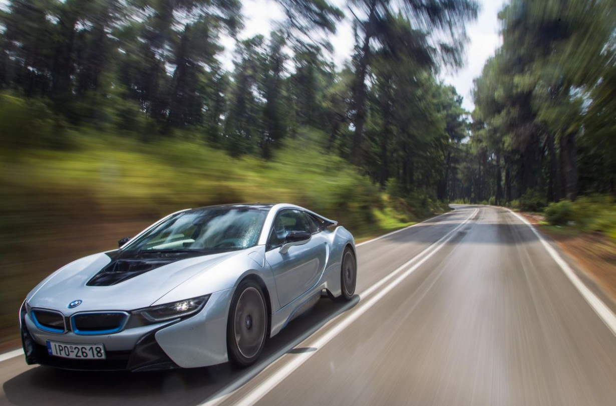BMW i8