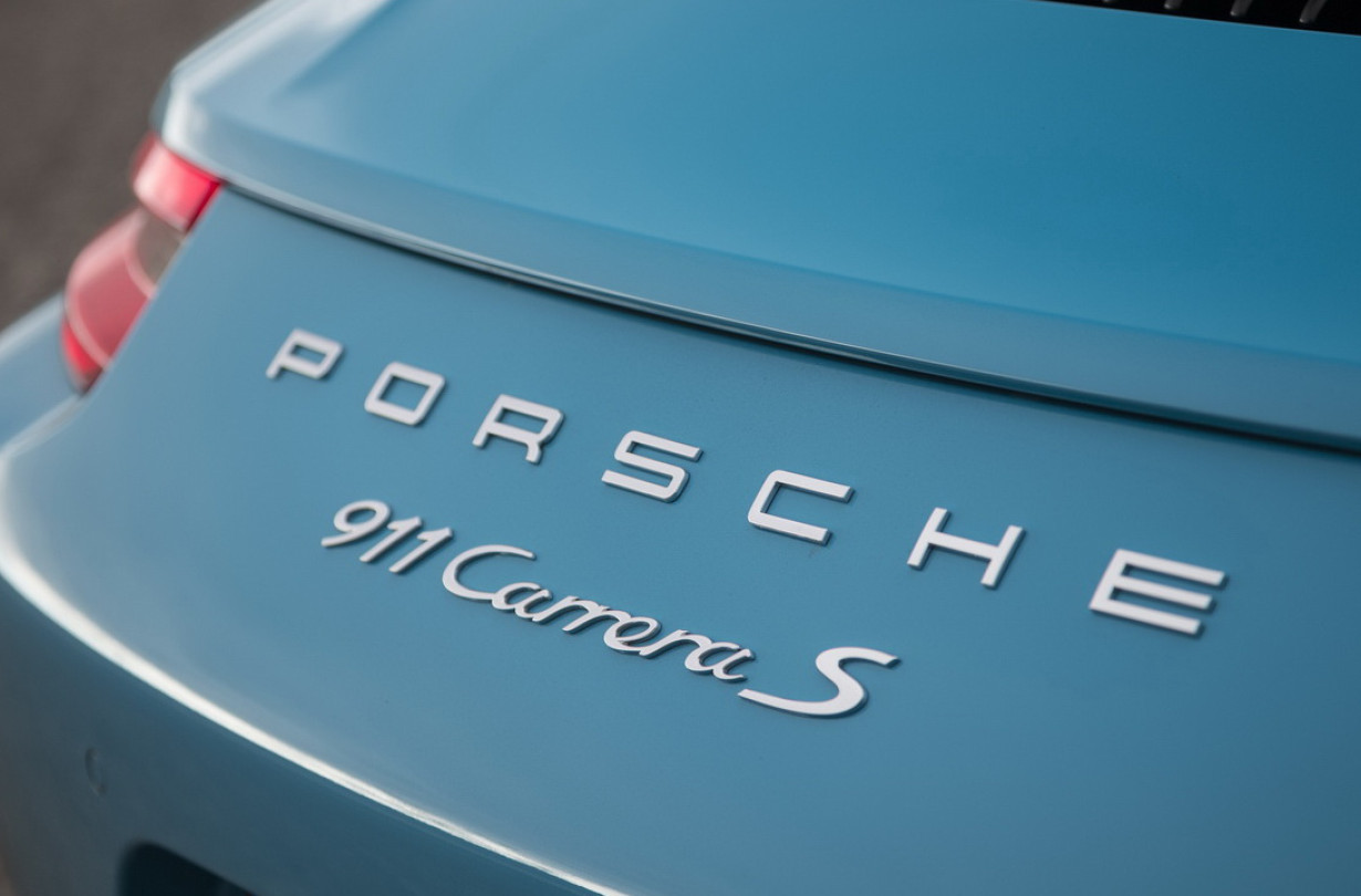Porsche 911 Carrera S 450 PS