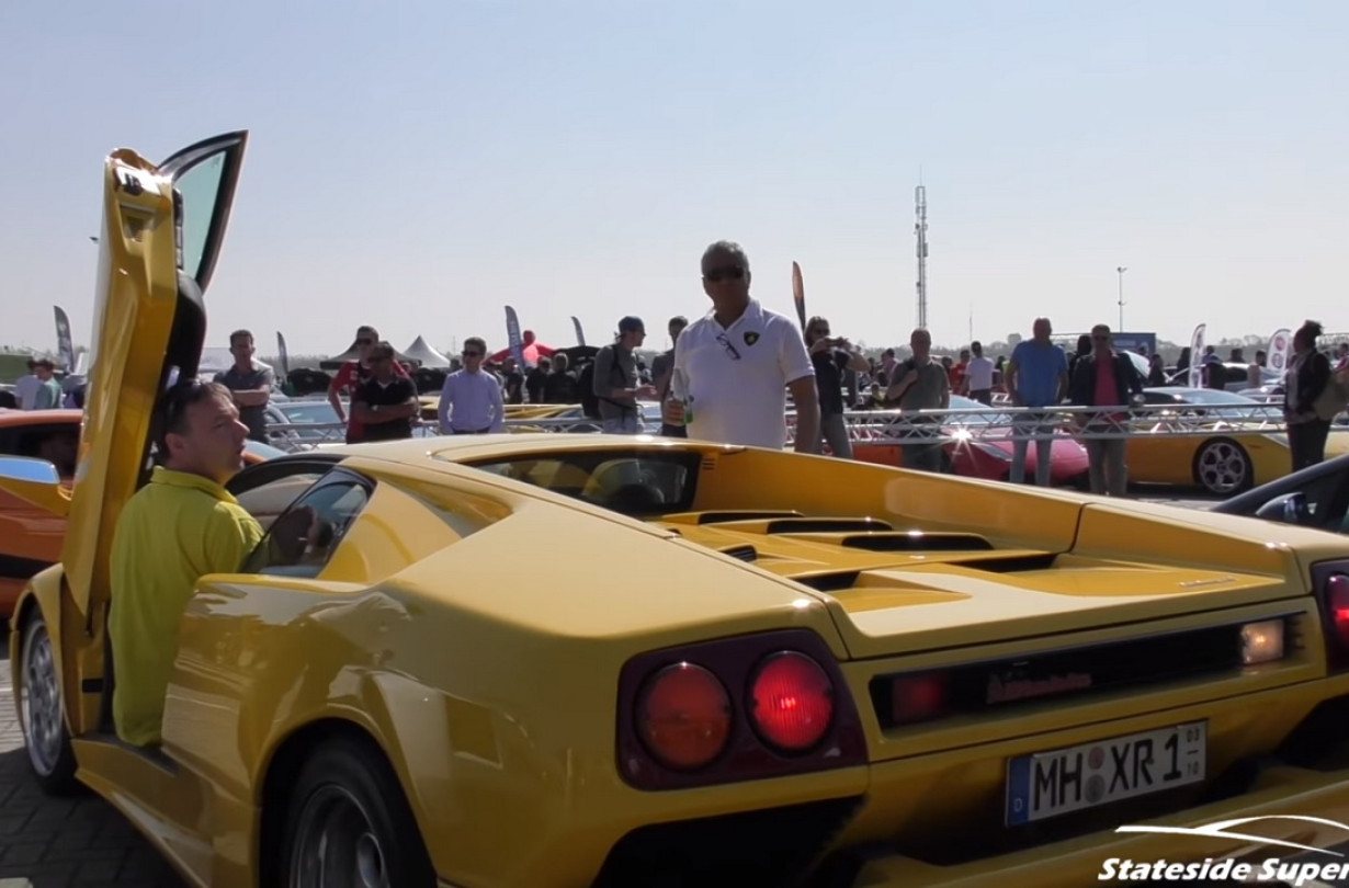Lamborghini Diablo reverse