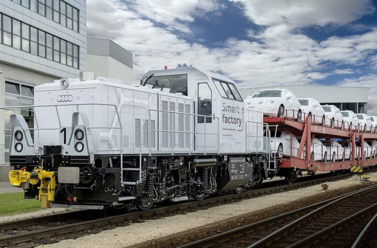 Alstom plug-in-hybrid locomotive @ Audi Ingolstadt Plant