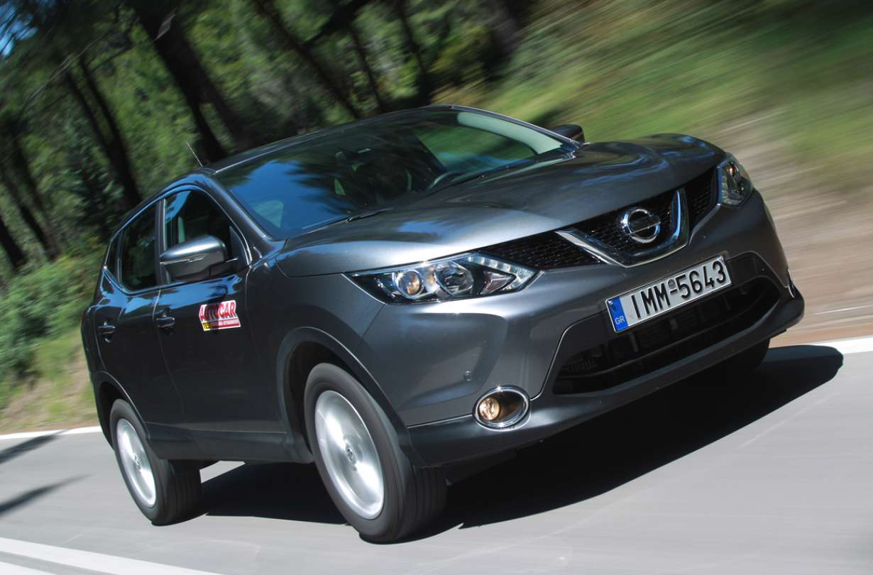 Nissan Qashqai 1.6 dCi CVT 2wd test drive, frontal view on the move- φωτογραφία Φωτεινή Πίμπα
