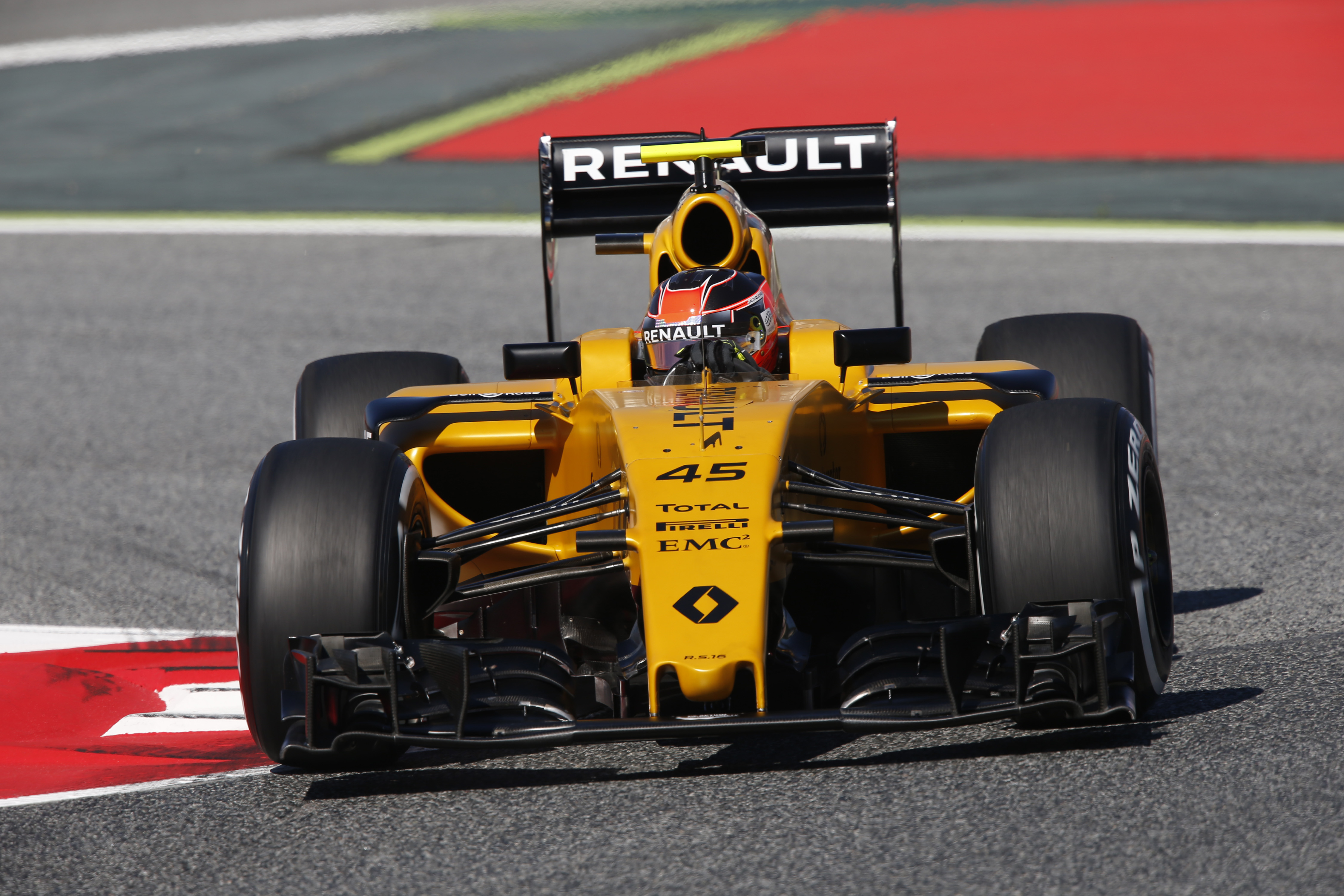 Ocon Renault test 2016