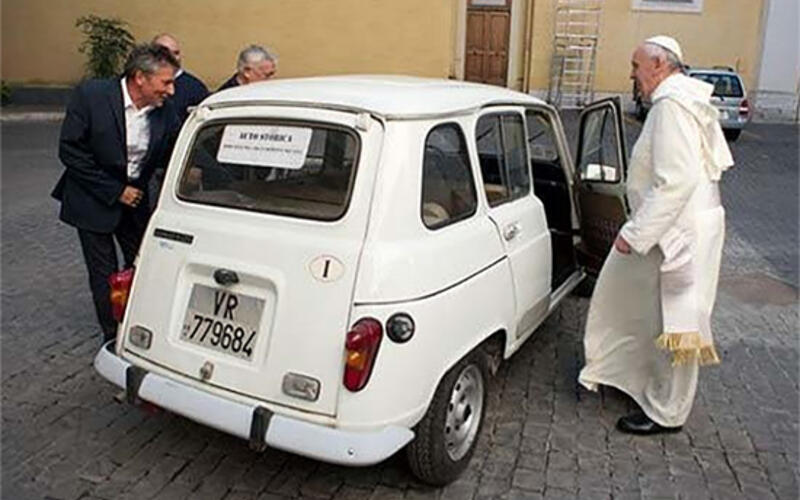 Renault 4