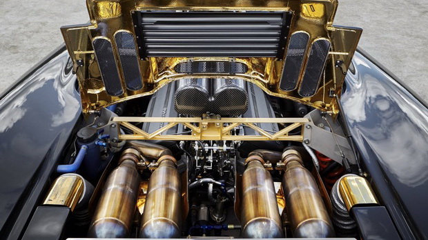 BMW/McLaren S70 V12 engine  689 PS