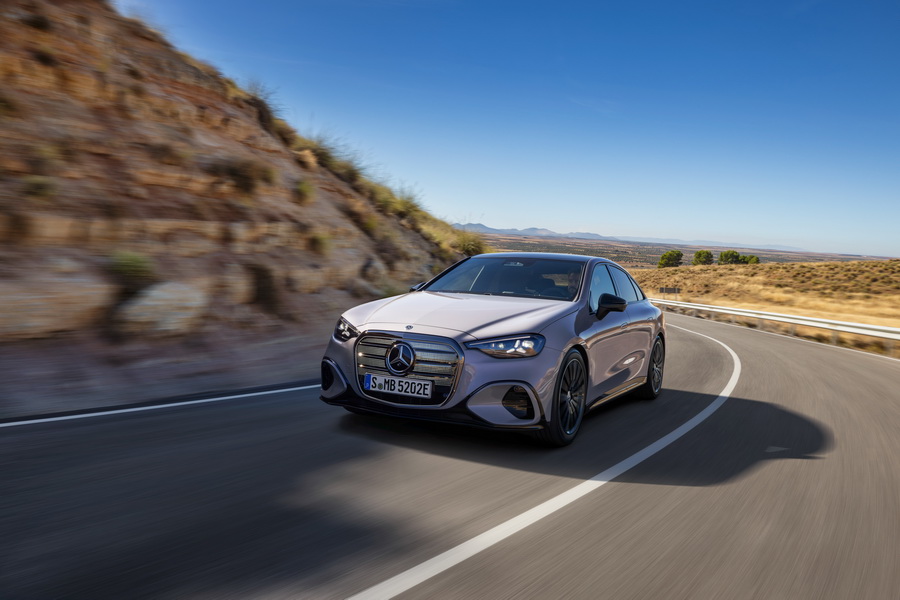 Mercedes C 300 4MATIC Electric