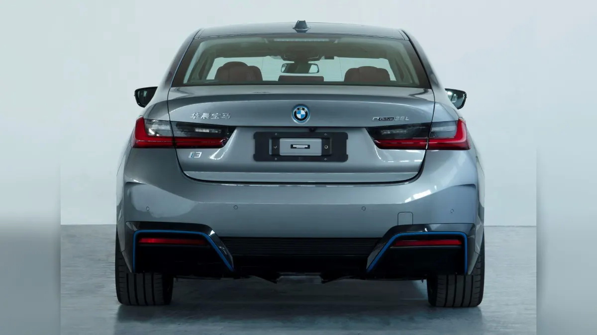 BMW i3 2022