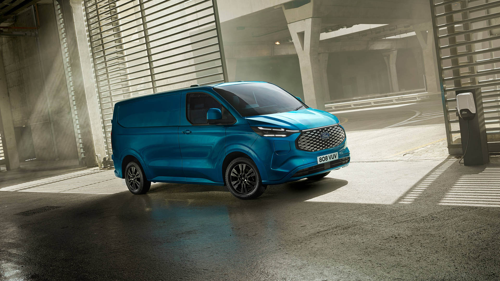 Ford E-Transit Custom