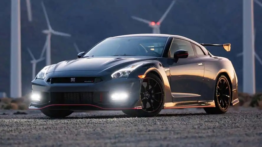 Nissan GT-R