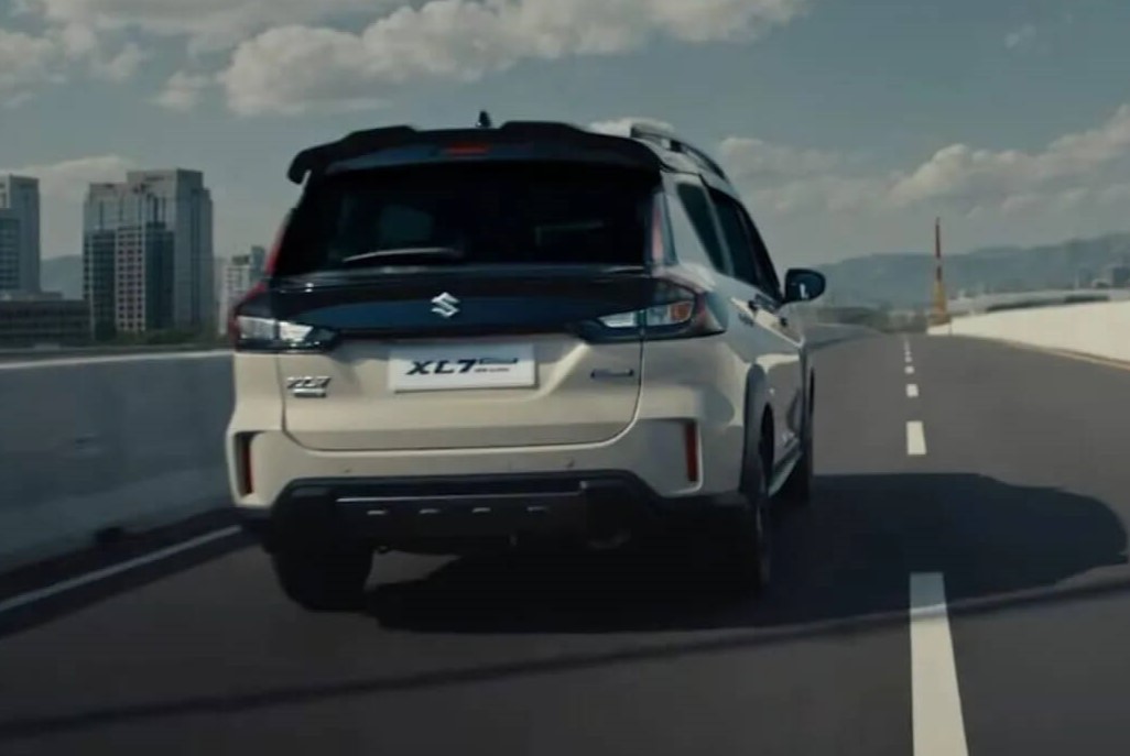 Suzuki XL7