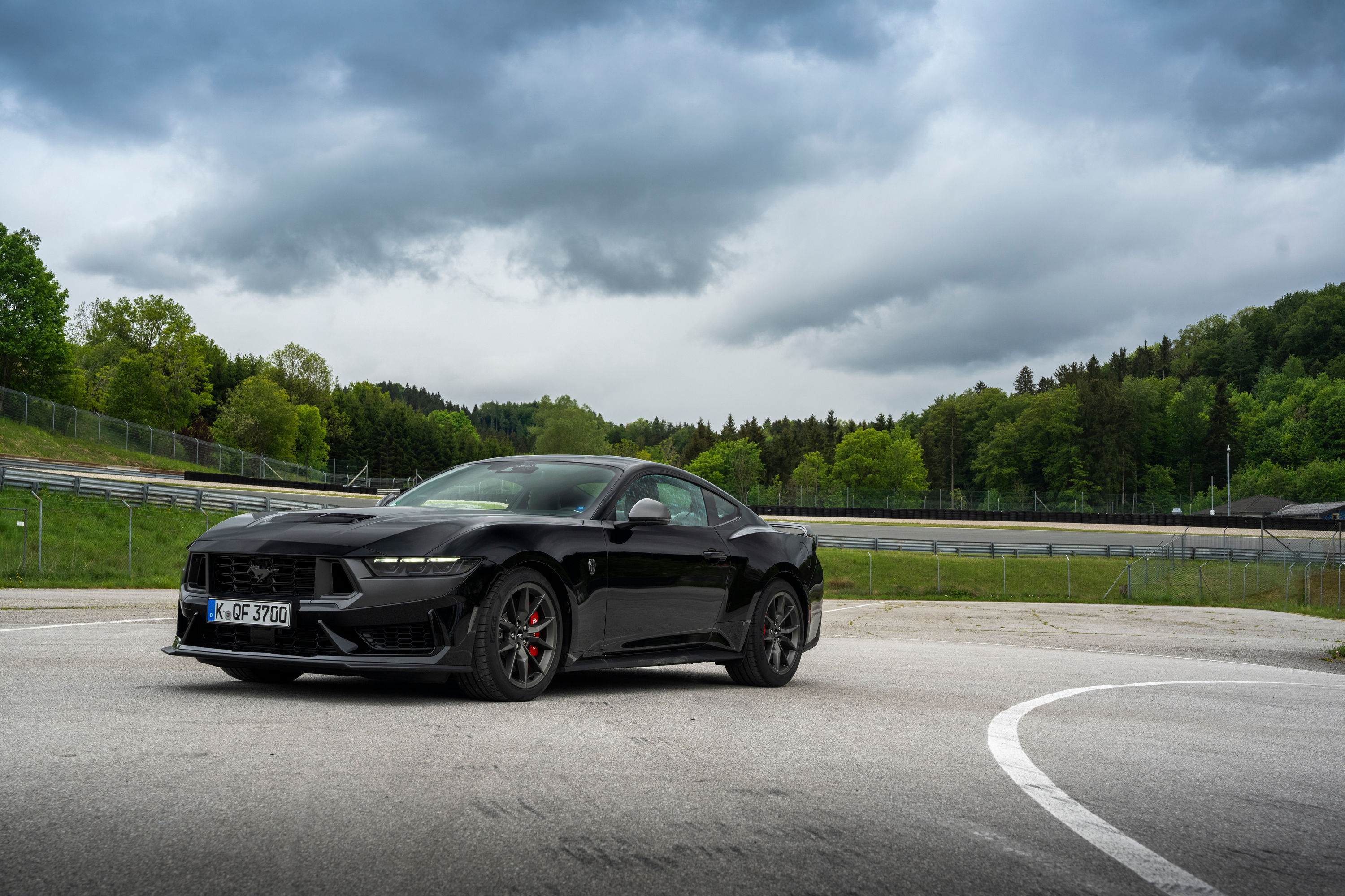 Ford Mustang Dark Horse