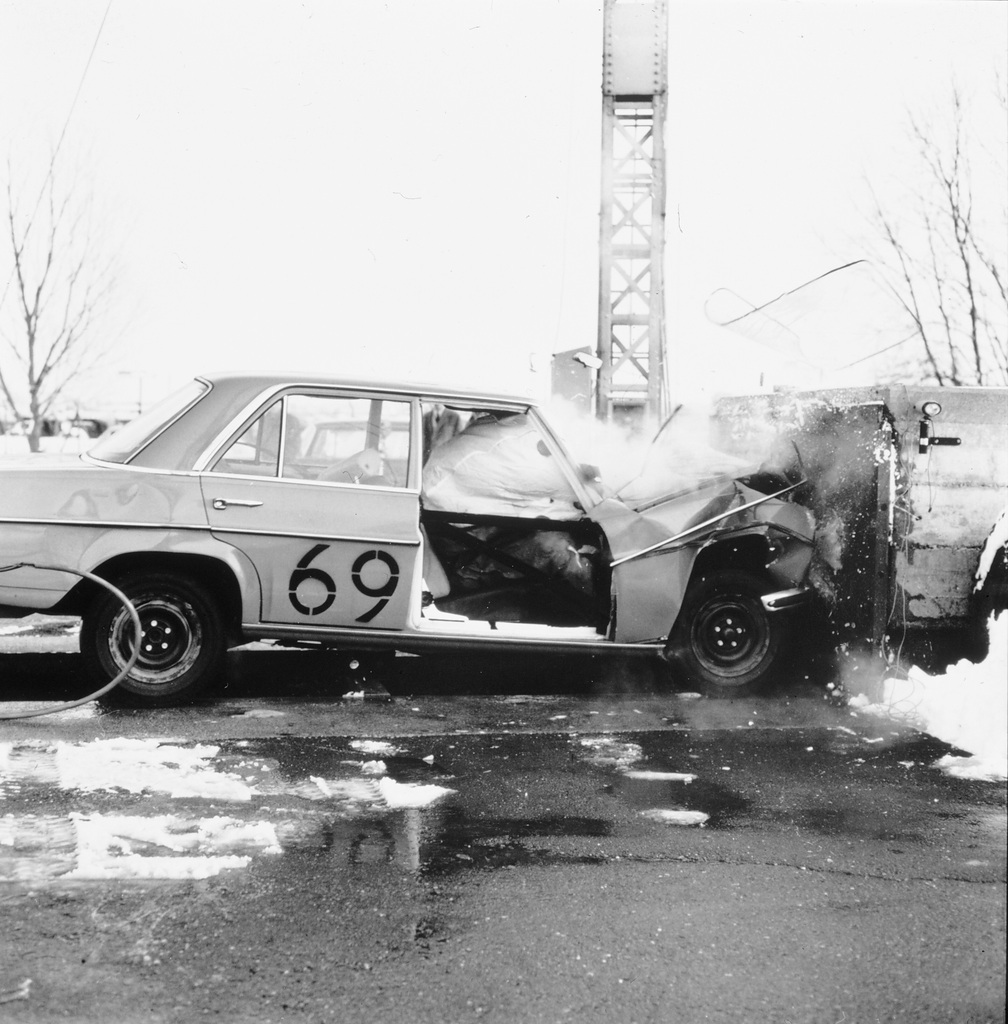 Airbag test by Daimler 1969