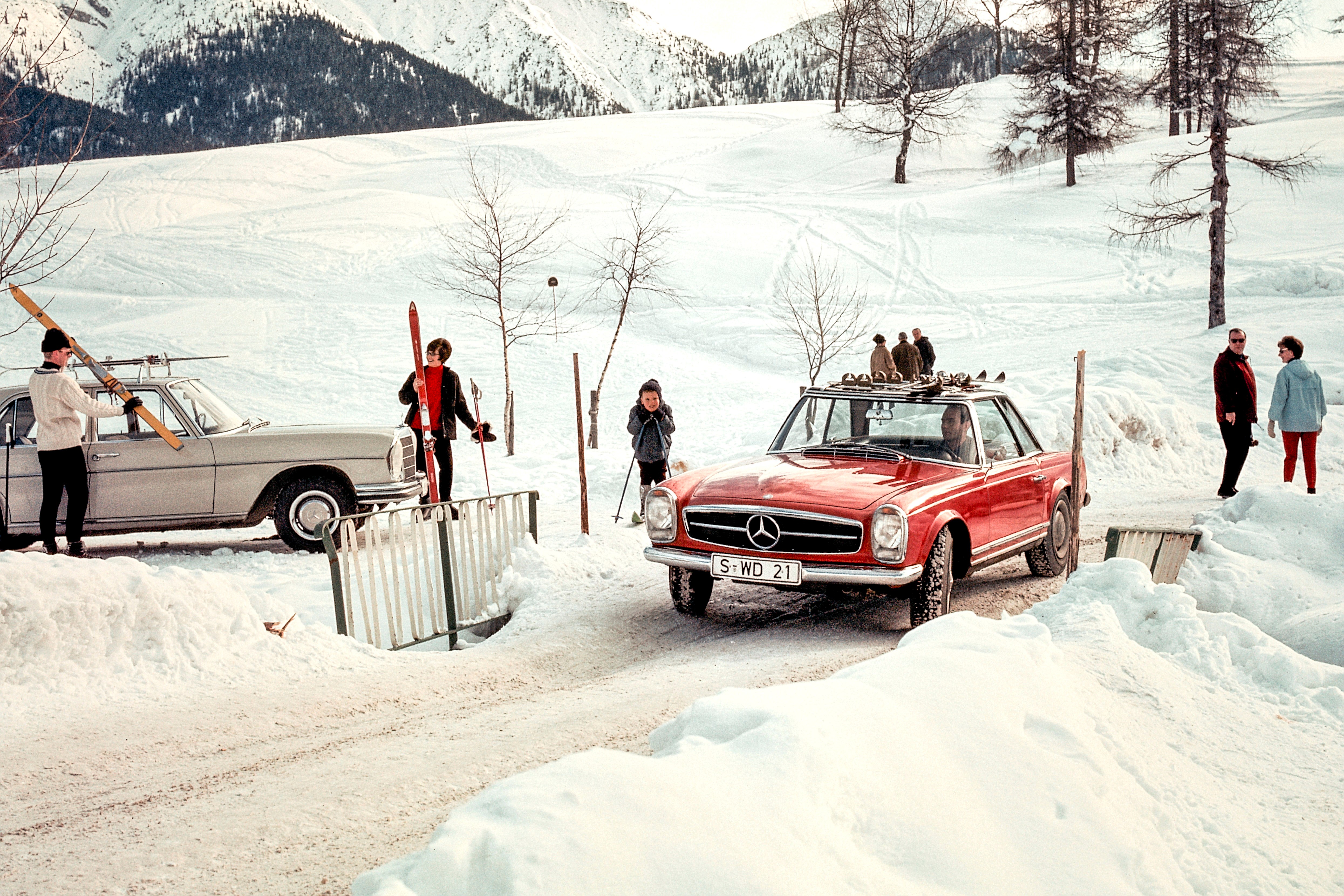 Mercedes-Benz 230 SL