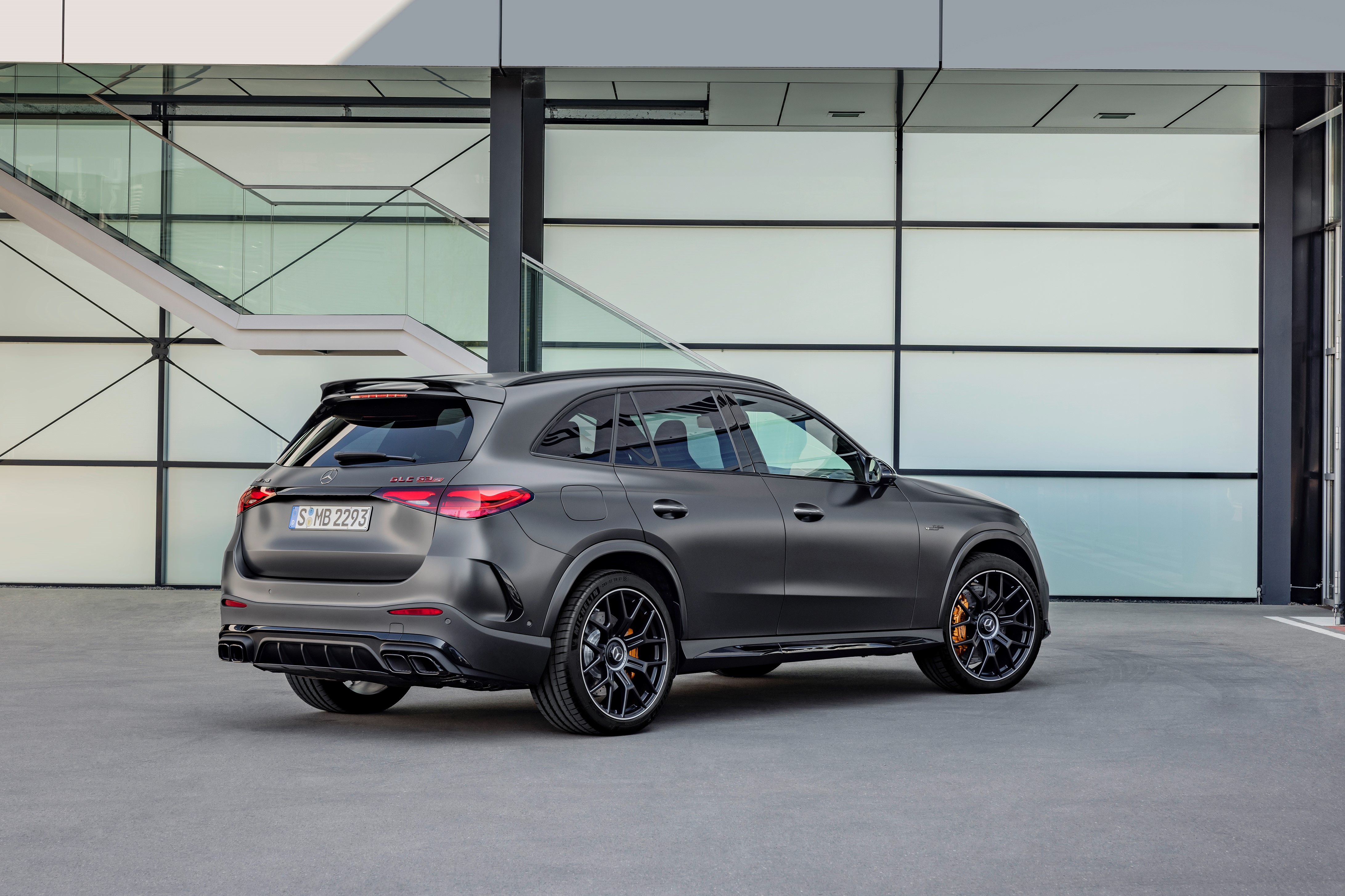 Mercedes-AMG GLC 43 και GLC 63 E Performance