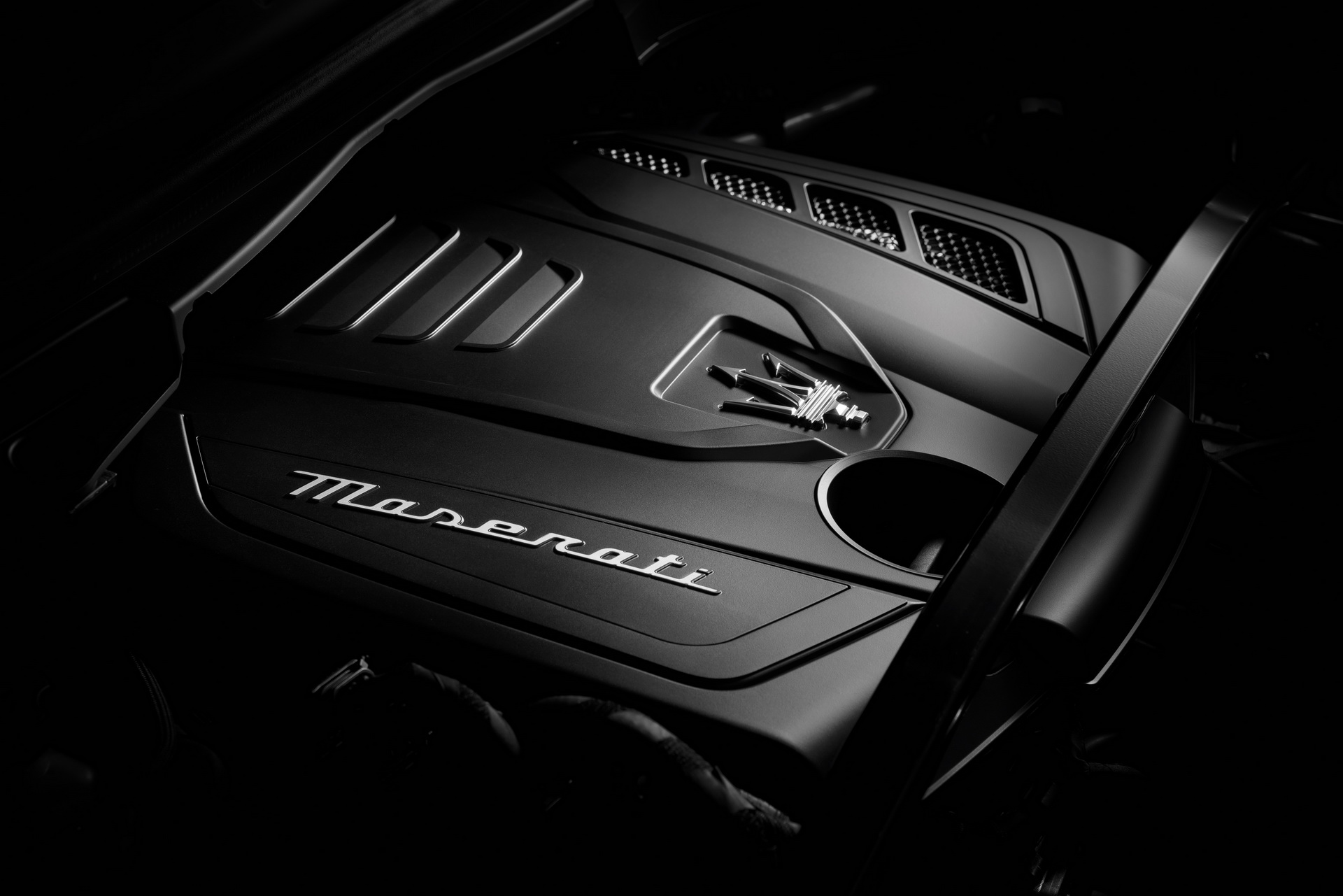 Maserati Grecale GT engine