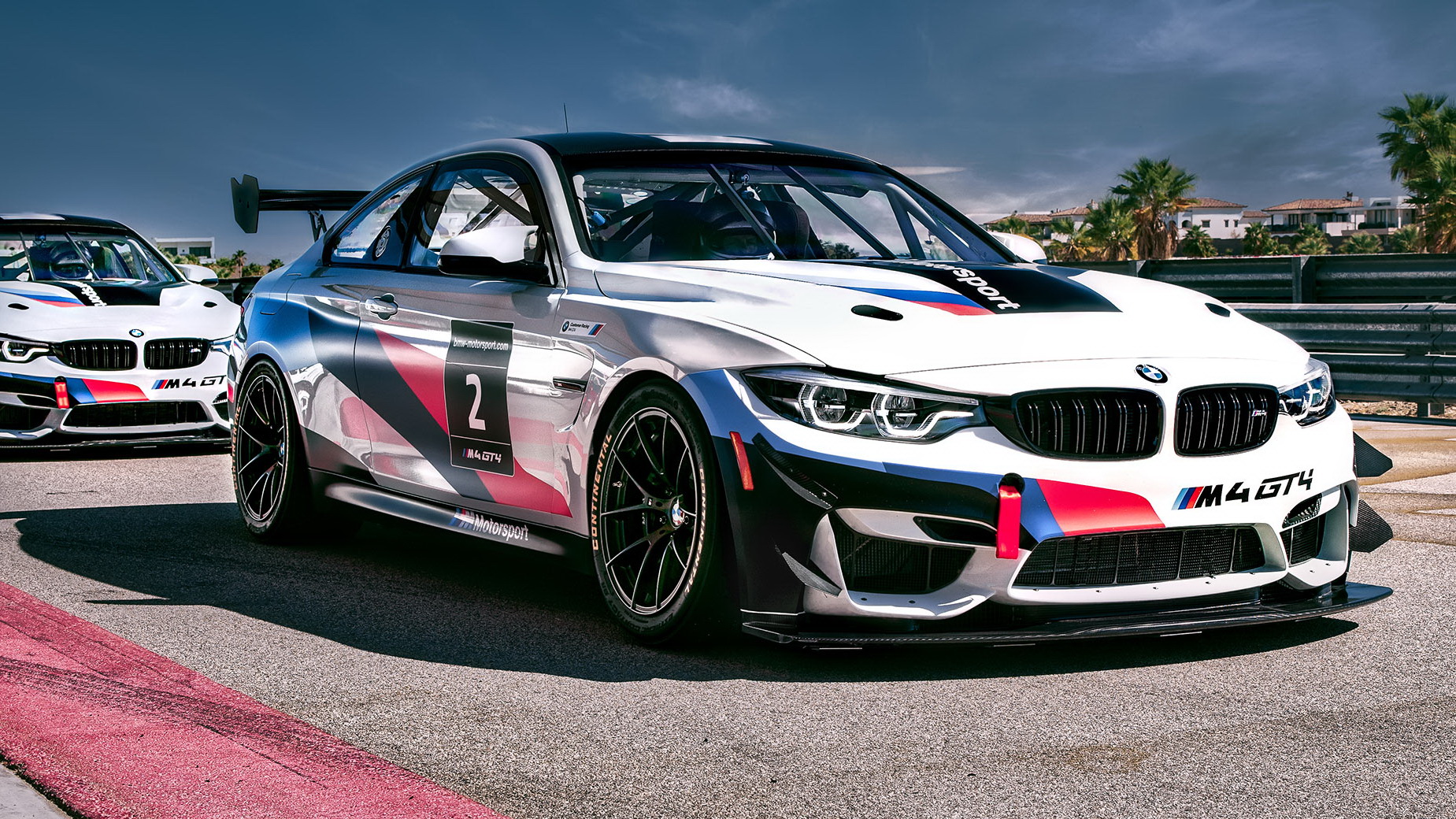 BMW M4 GT4 F82