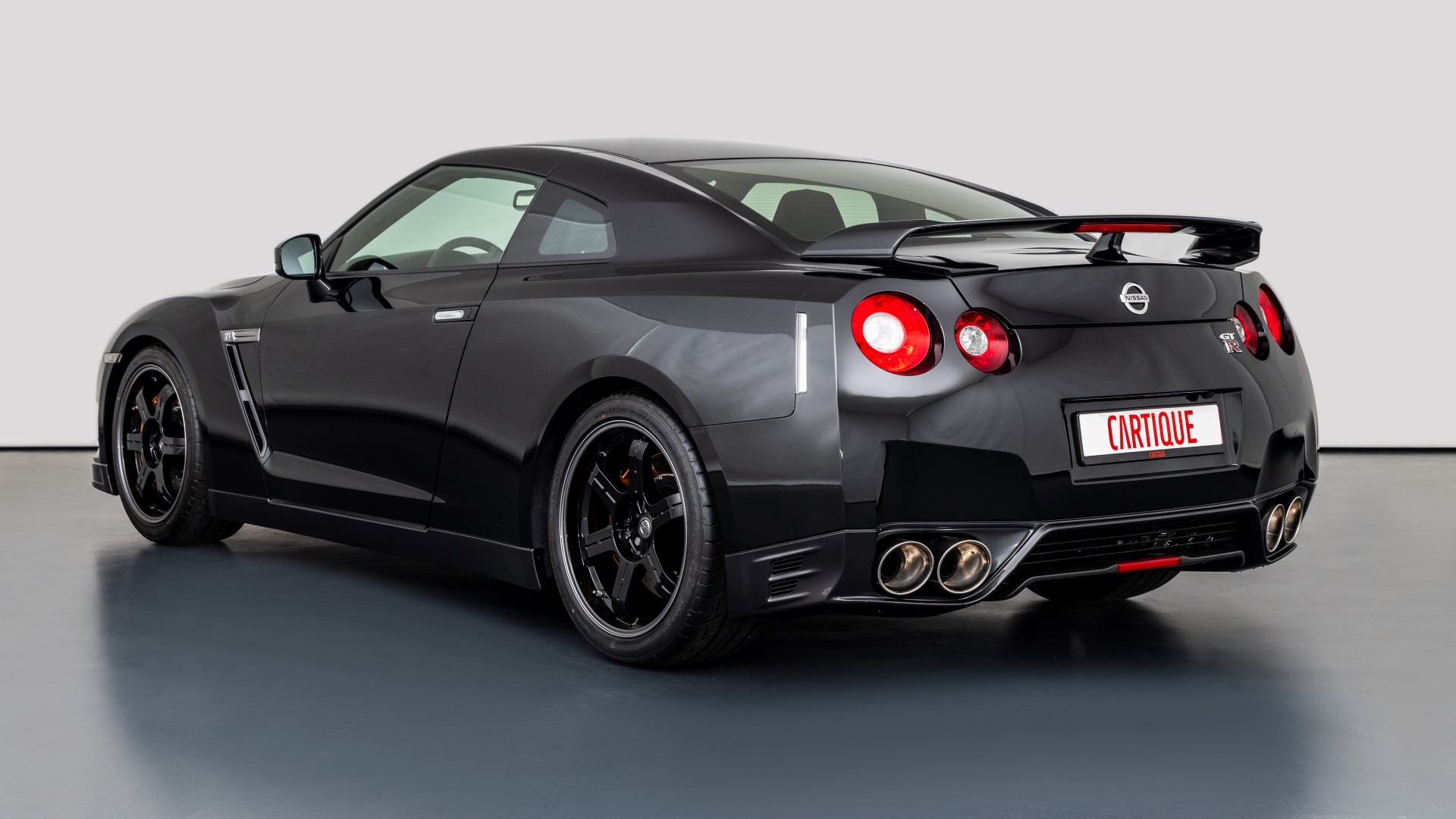 Nissan GT-R Black Edition