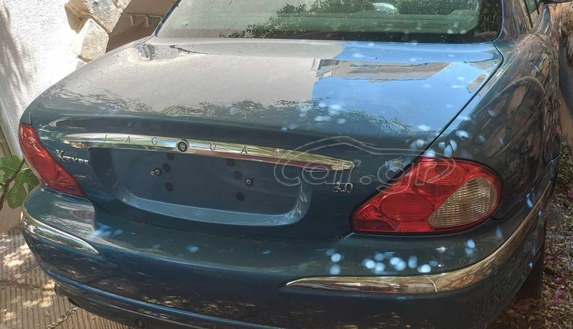 Jaguar X-Type