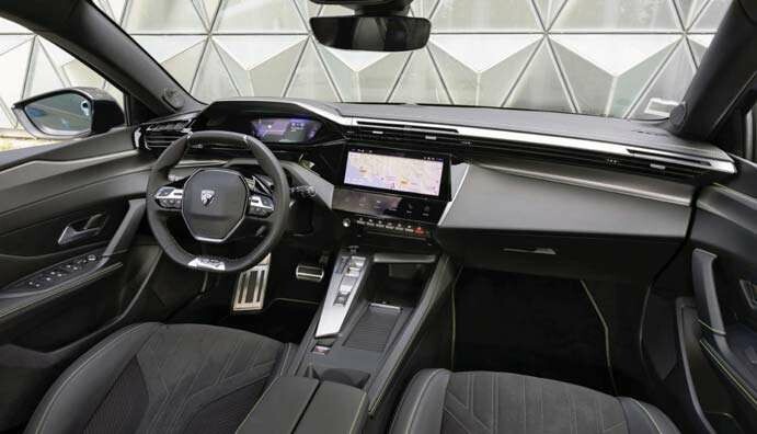 Peugeot 408 interior