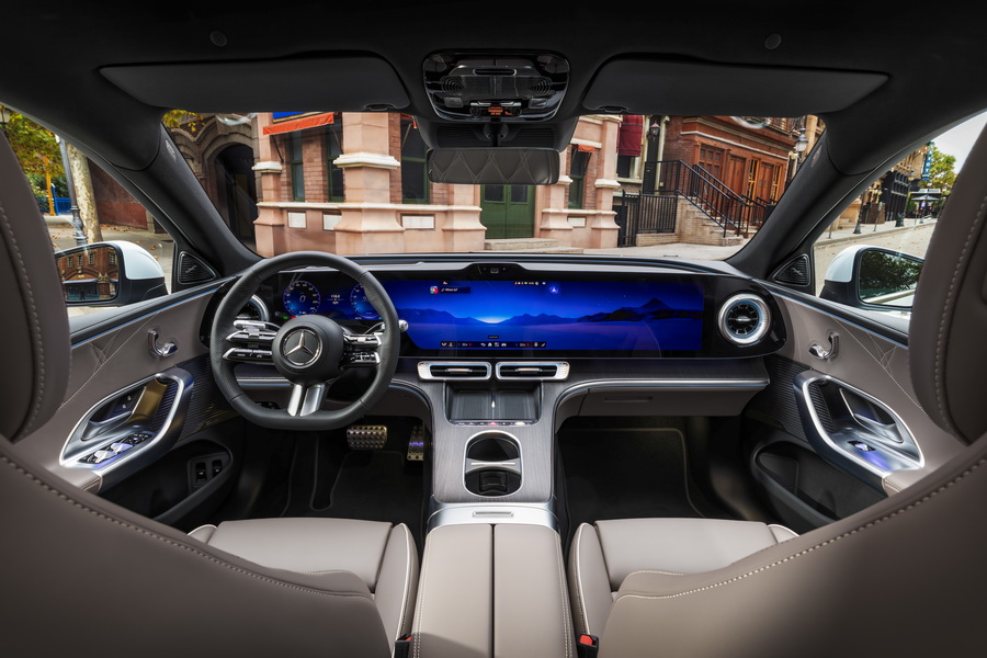 Mercedes C 300 4MATIC Electric