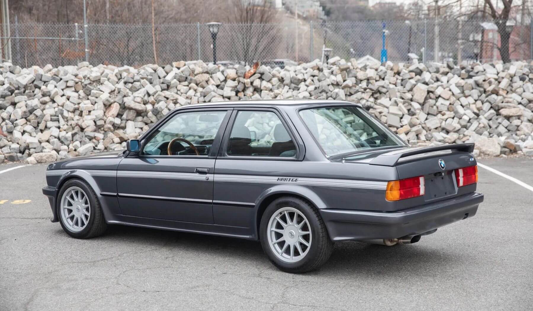 BMW E30