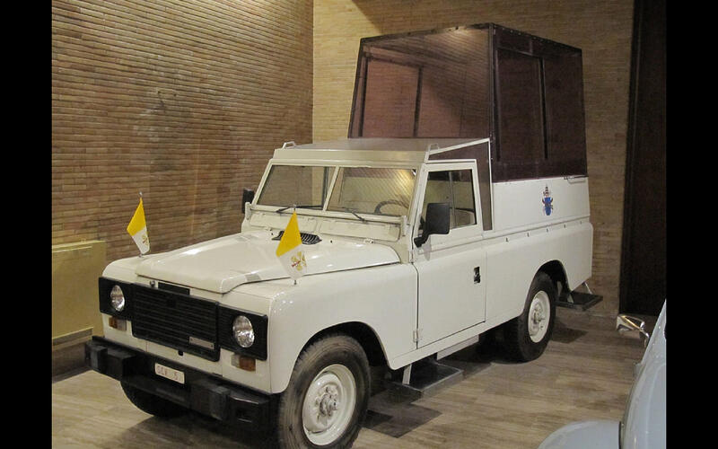 Land Rover Santana
