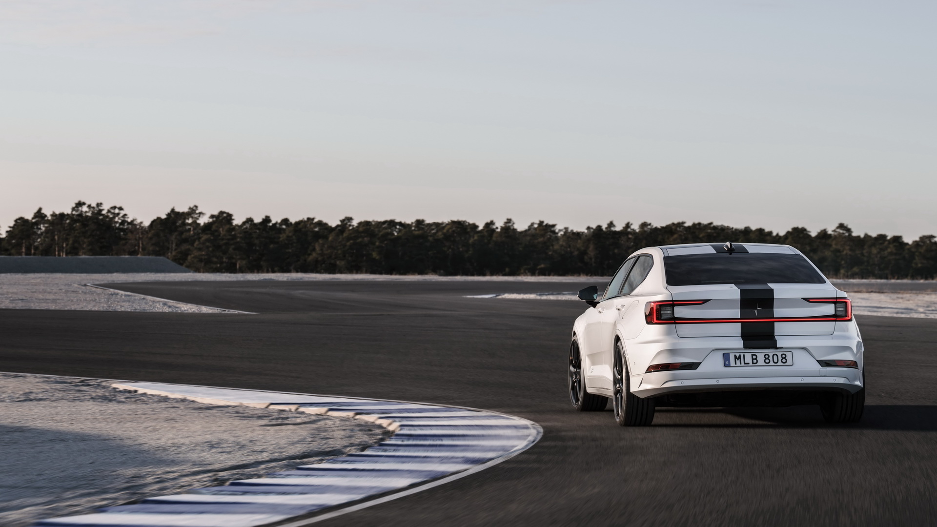 Polestar 2 BST Edition 270 