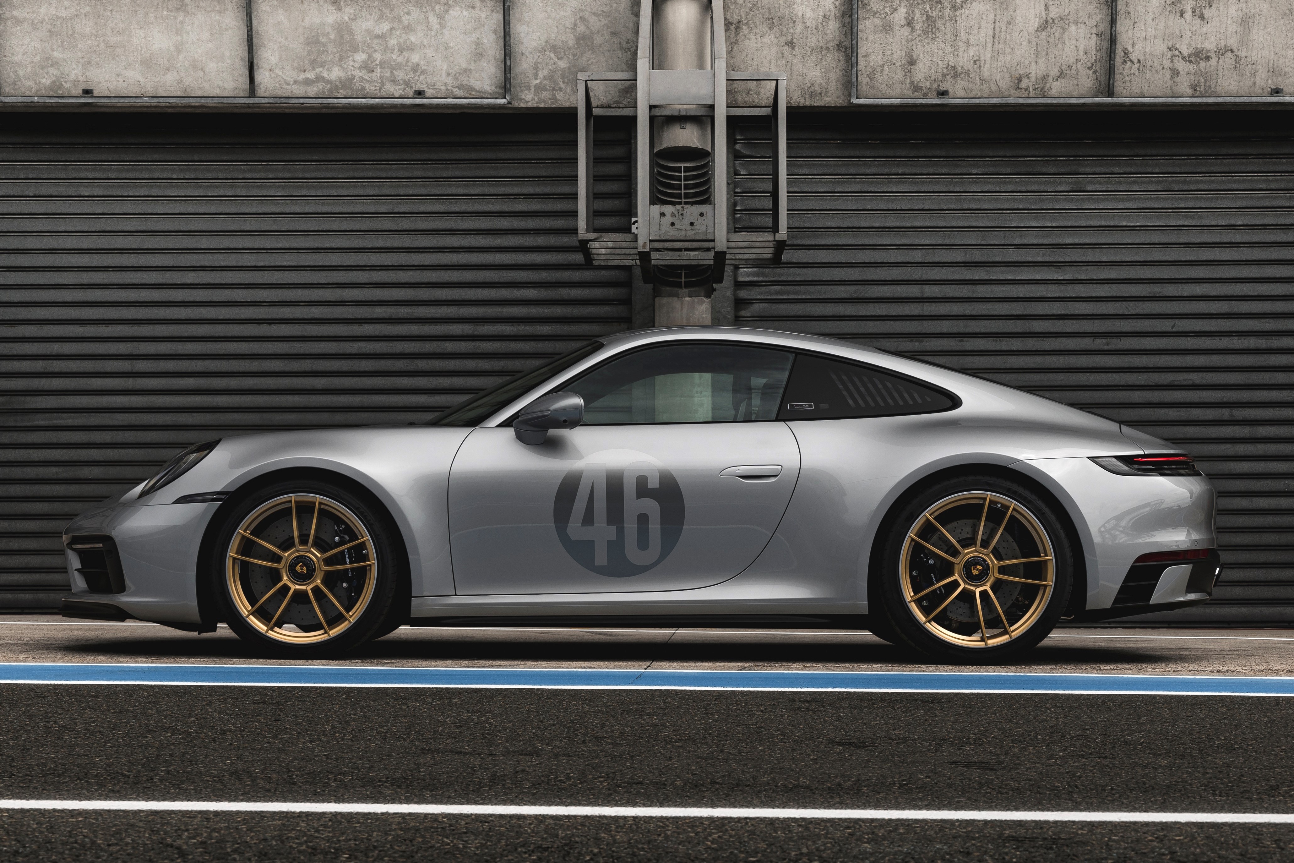 Porsche 911 Carrera GTS Le Mans Centenaire Edition