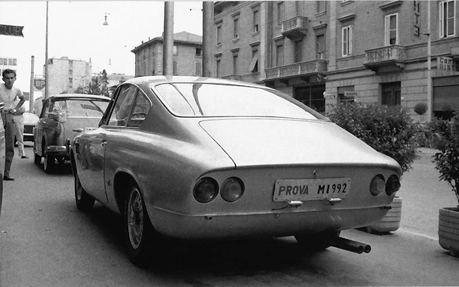 ASA 1000 GT: 1964-1966: Ορφανή από πατέρα