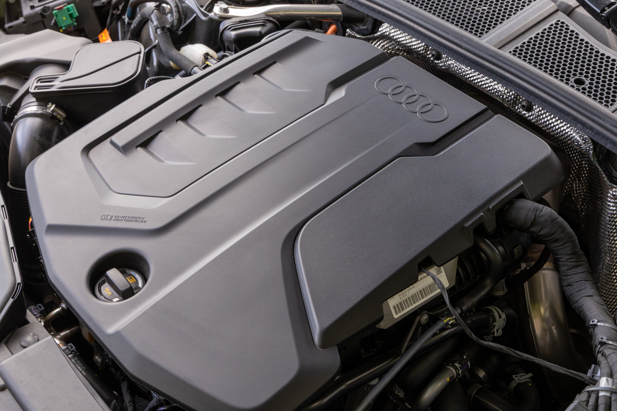 Audi A5 Sedan e-hybrid quattro 367 PS