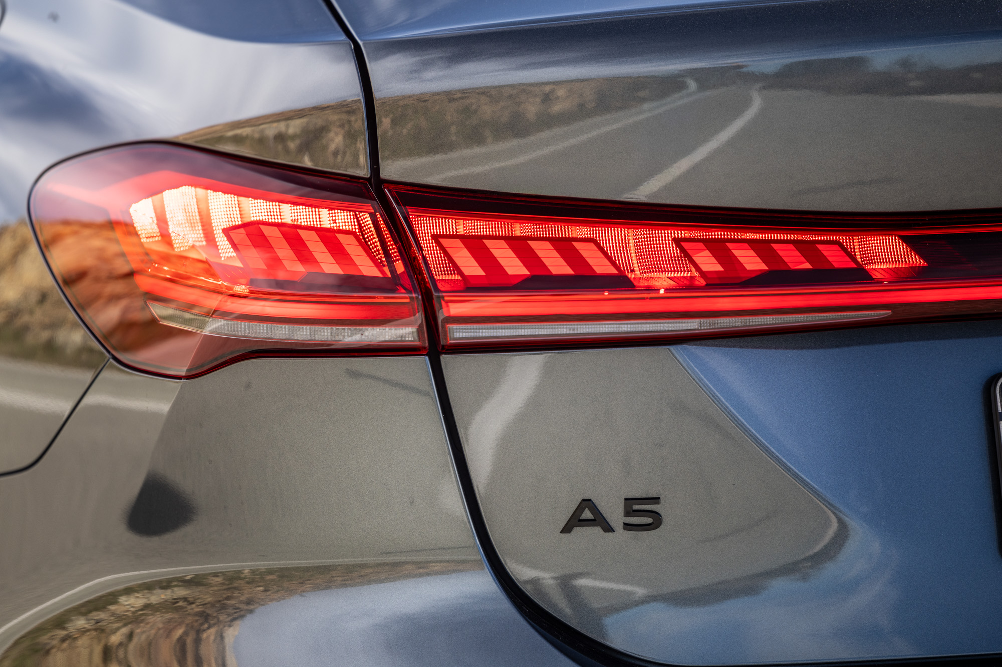 Audi A5 Sedan e-hybrid quattro 367 PS