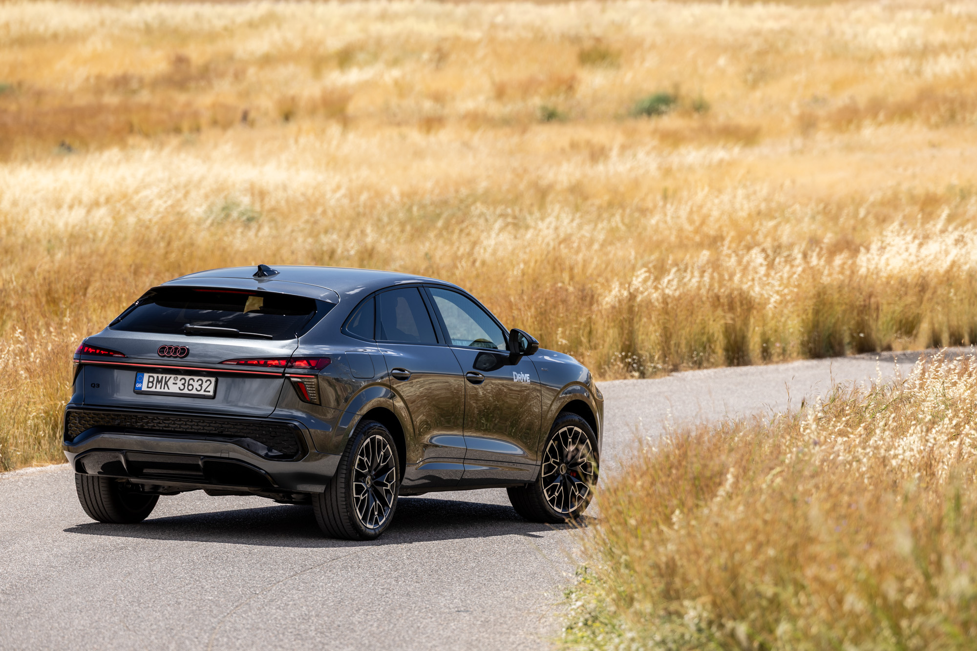 Αudi Q3 Sportback e-hybrid S tronic 272 hp