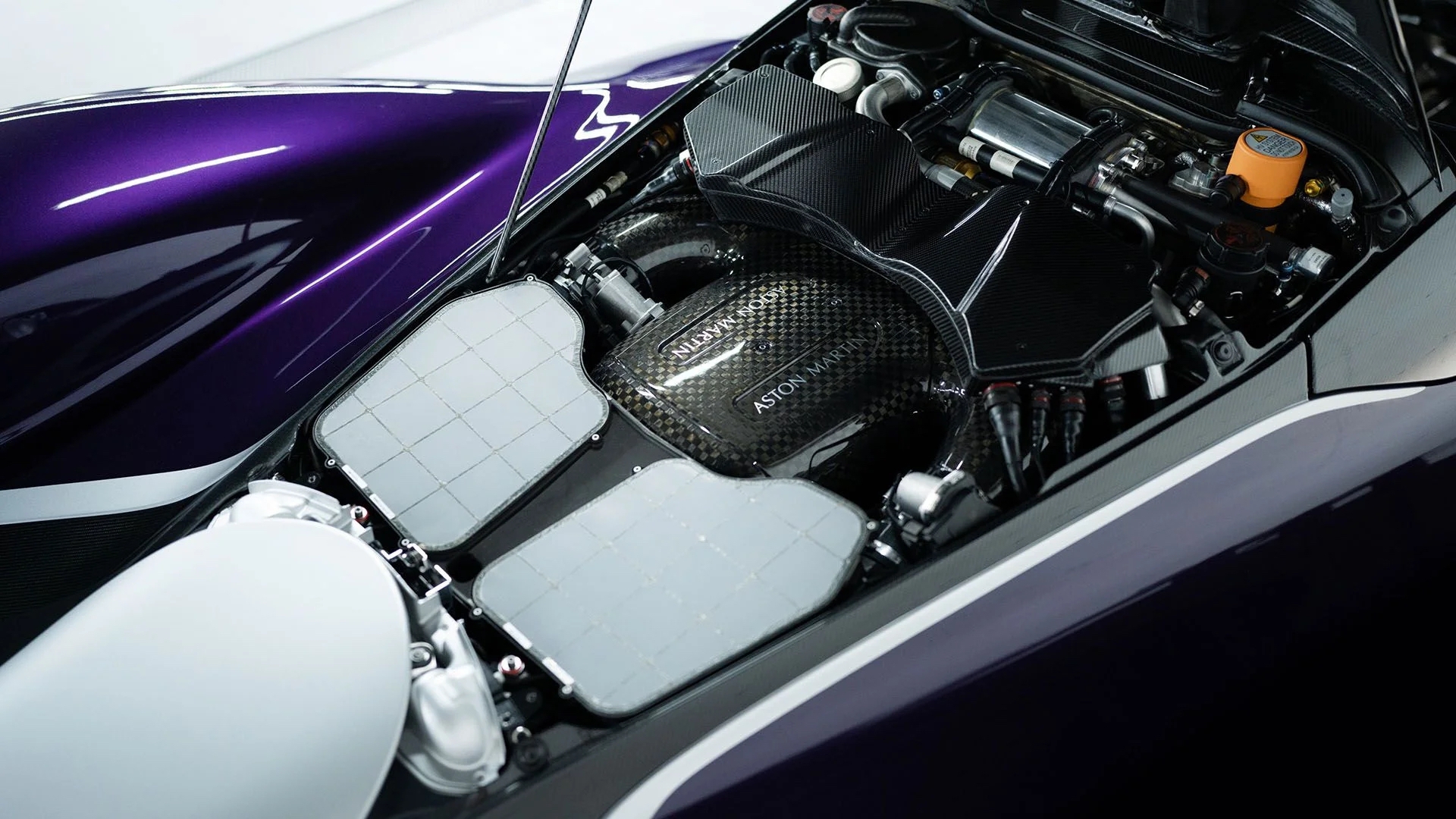 Aston Martin Valkyrie Spider