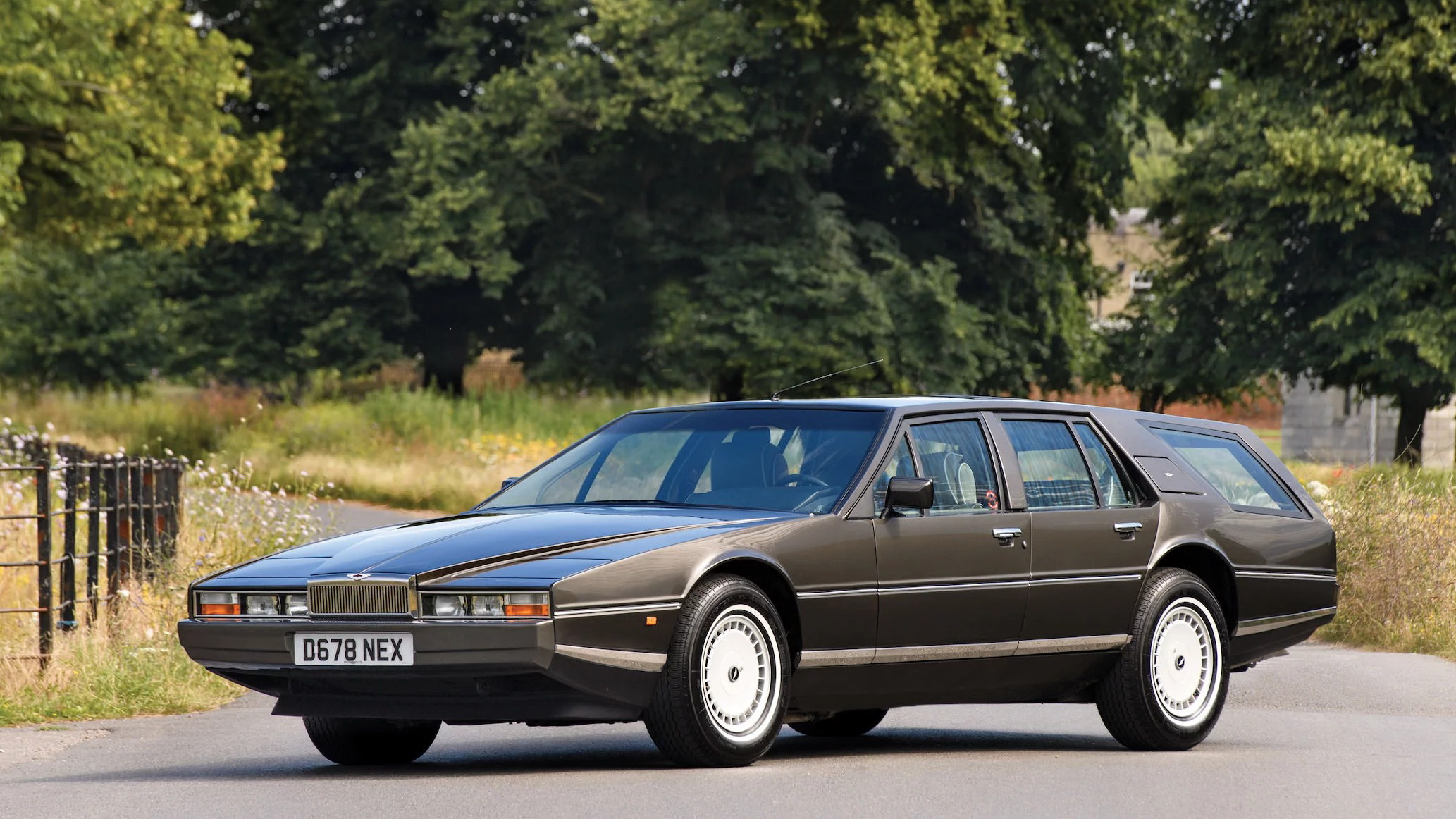 Aston Martin Lagonda Shooting Brake