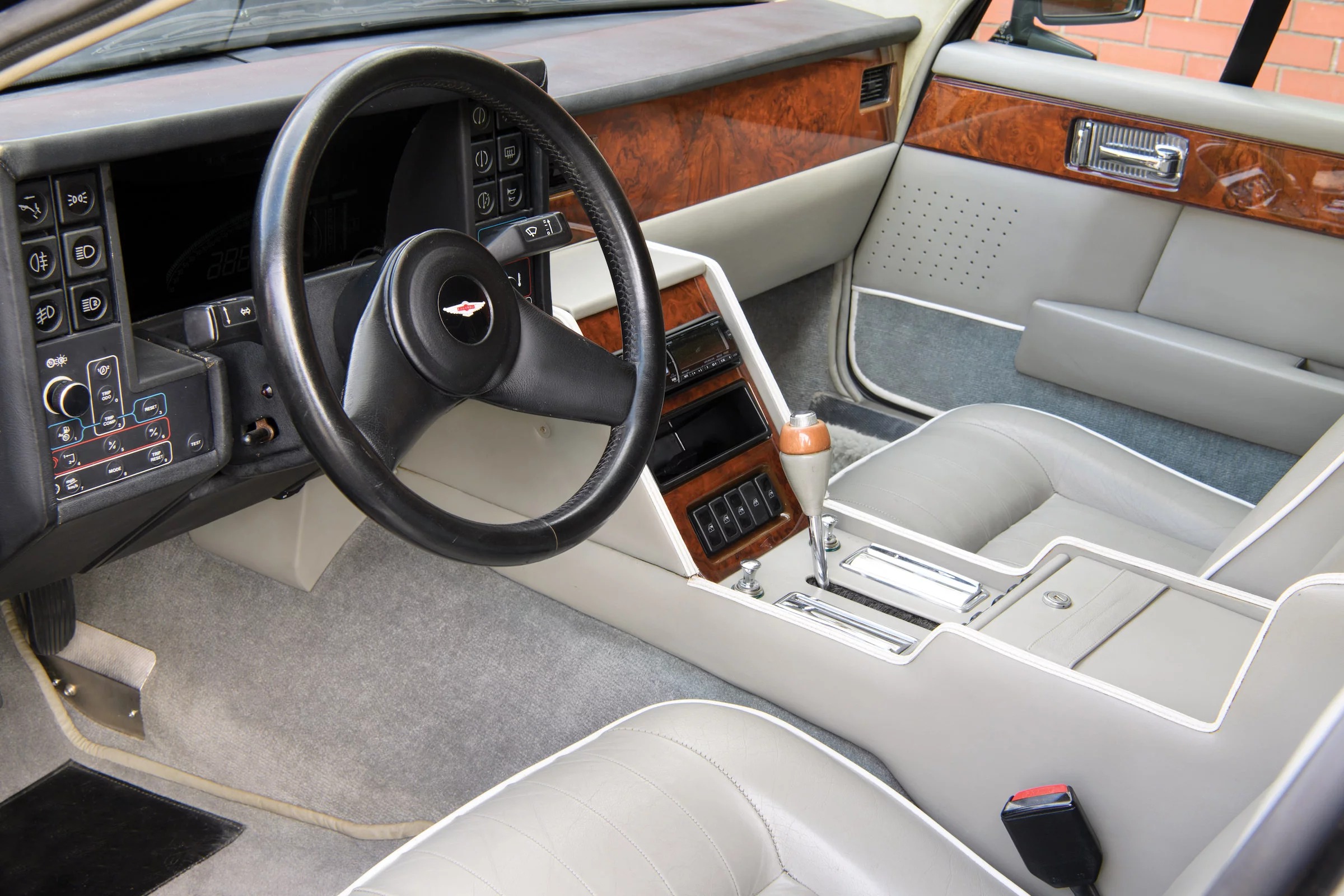 Aston Martin Lagonda Shooting Brake