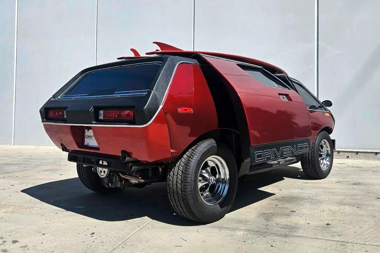 Automecca Sports Van