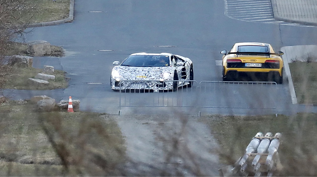 Lamborghini Aventador