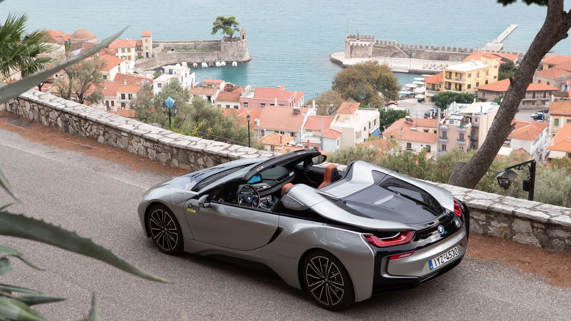 BMW i8 Roadster