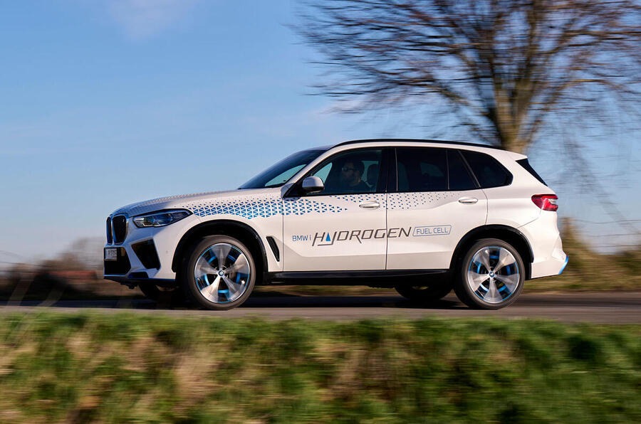 BMW iX5 Hydrogen- BMW X5 Hydrogen
