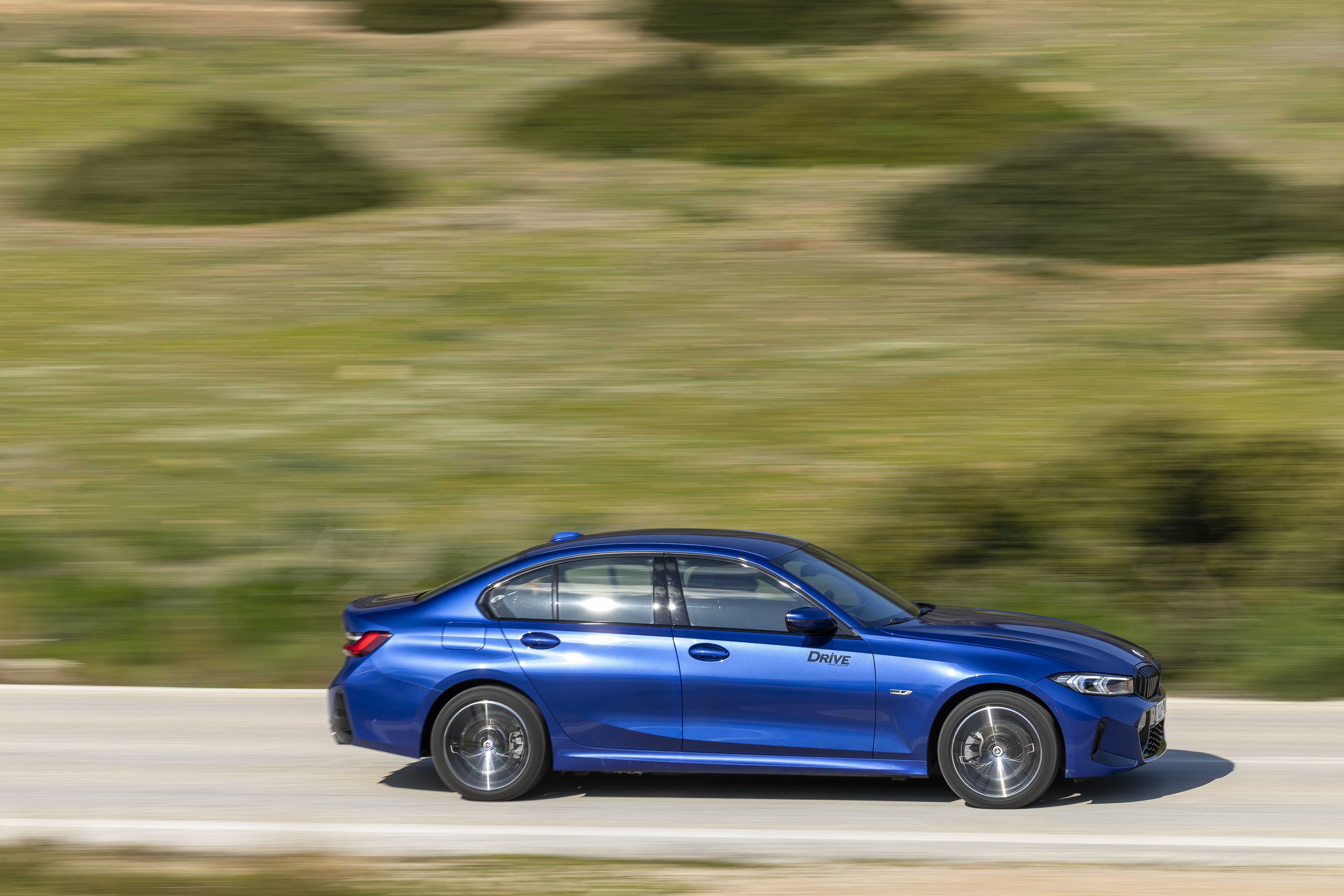 Test drive: BMW 330e , Photo credit DRIVE Media Group/ Thanasis Koutsogiannis