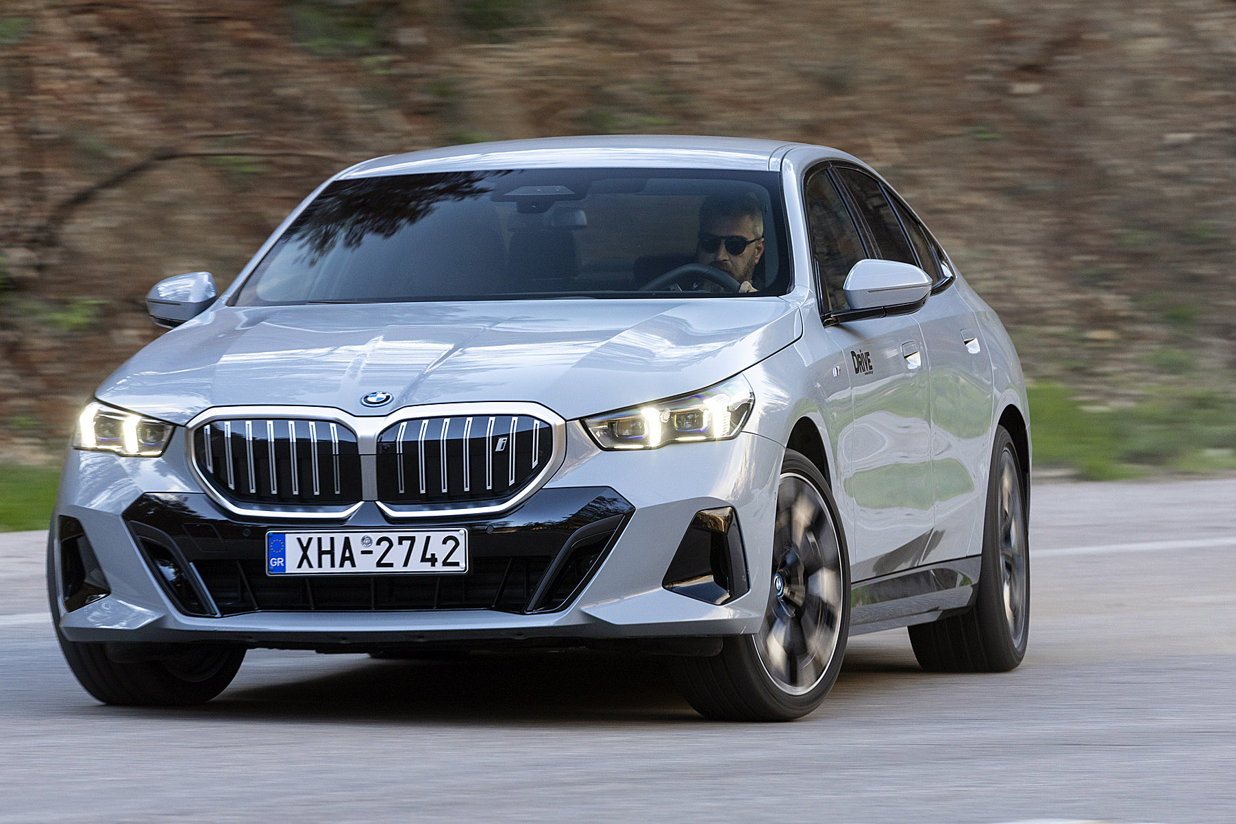 Test drive: BMW i5 eDrive40, Photo © DRIVE Media Group/Thanassis Koutsogiannis