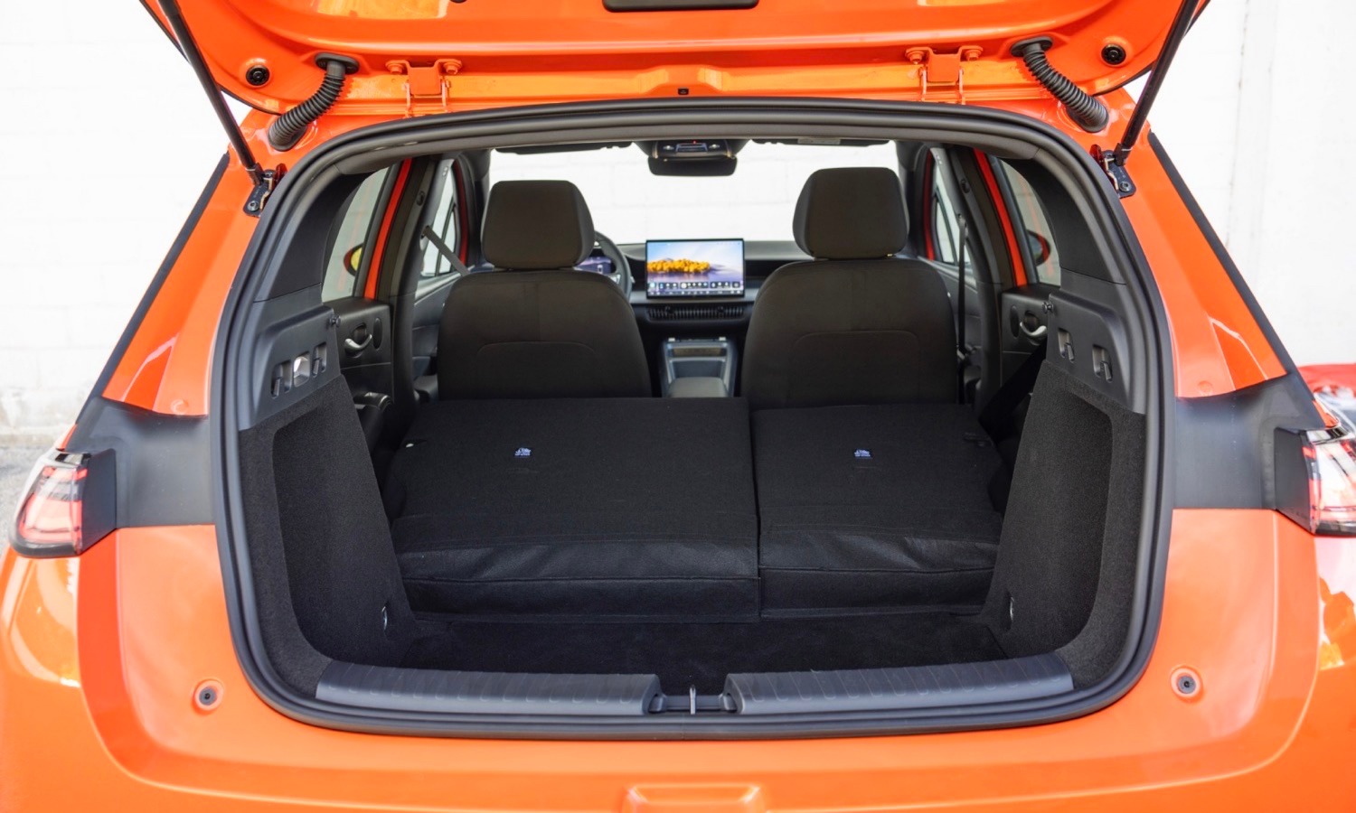 BYD Dolphin G DM-i
