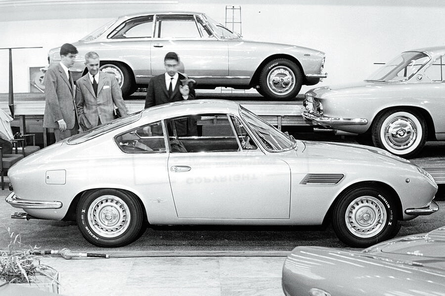 ASA 1000 GT: 1964-1966: Ορφανή από πατέρα, Bertone Mille