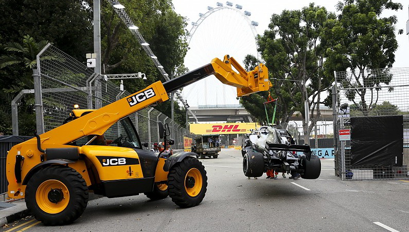 Bottas crash