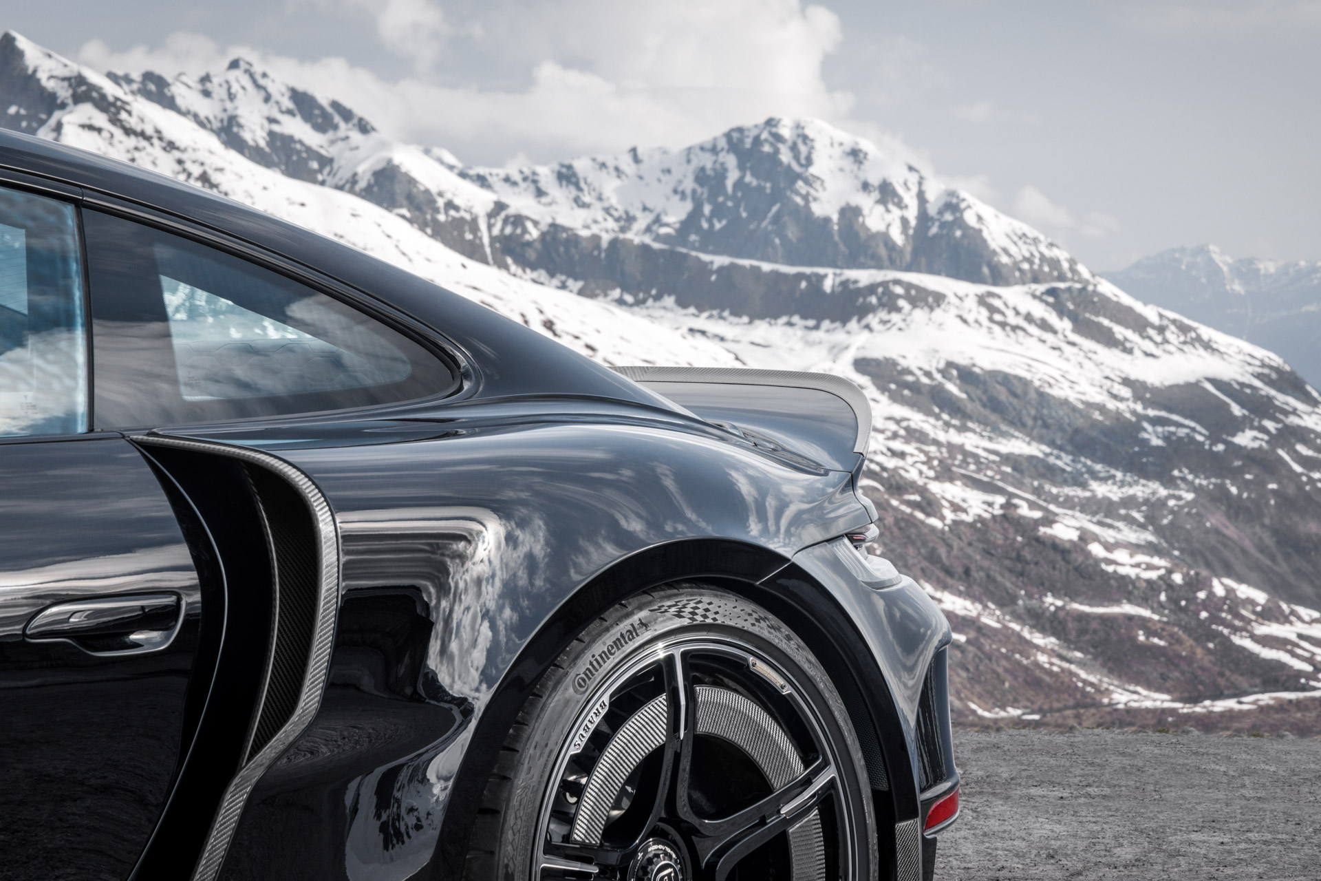 Porsche 911 Turbo S, Brabus 900 Rocket R