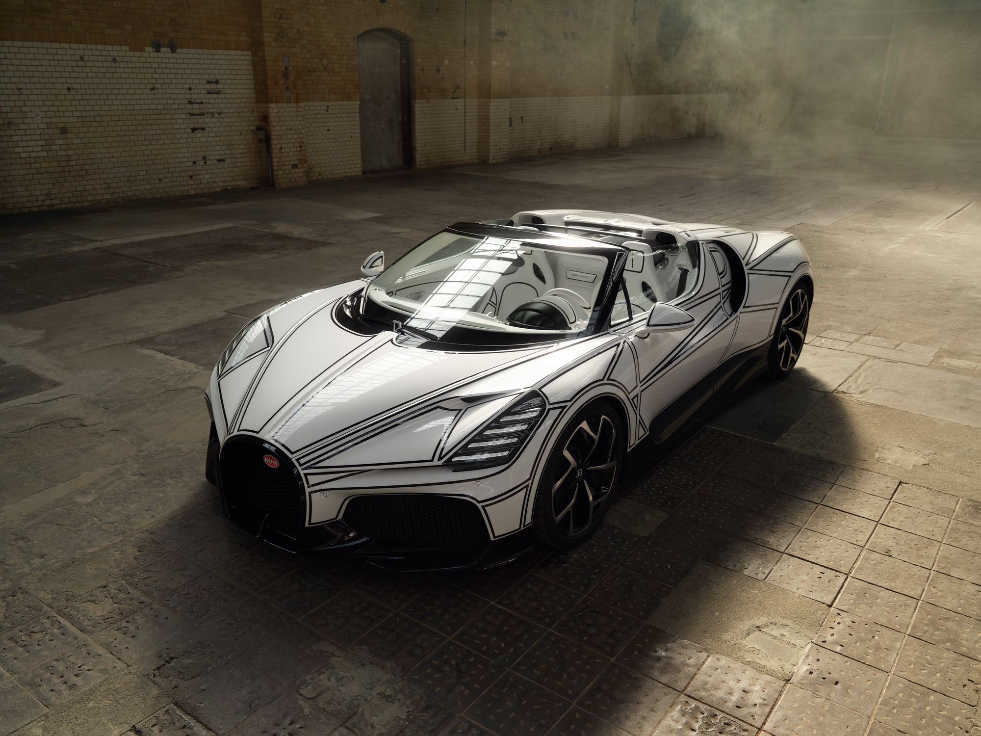Bugatti Mistral Blanc Éternel